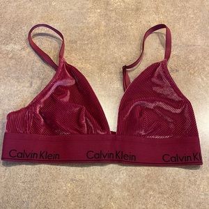 Womens Calvin Klein bra size XS